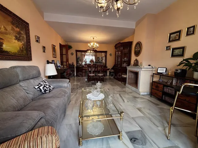 MAGNÍFICO ADOSADO EN VENTA EN EL CASCO ANTIGUO DE MAIRENA DE - foto 5