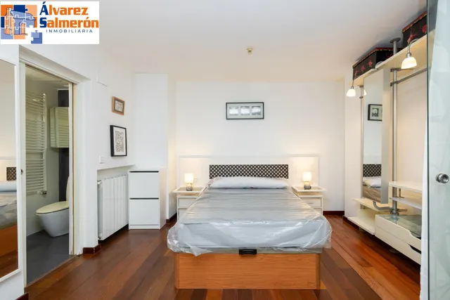 Apartamento tipo loft con garaje incluido y piscina en zona Parque Lagos — 13