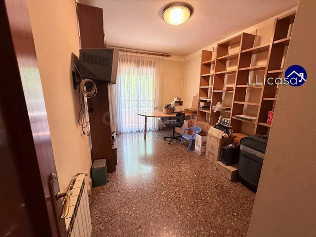 VENTA DE PISO ¡Oportunidad única en el corazón de La Eliana! - foto 5