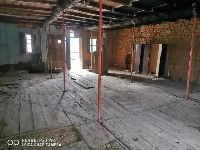 CASA CON TERRENO PARA REFORMAR EN ARGANZA — 6
