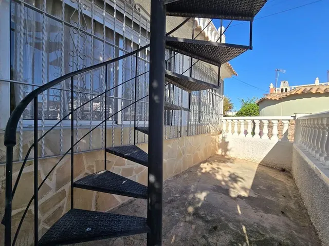 Bungalow en planta baja en zona Torretas — 26