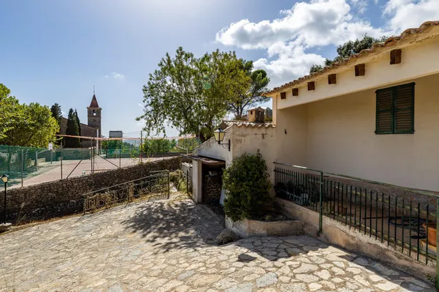 GRAN CHALET EN EL PRECIOSO PUEBLO DE GALILEA — 11