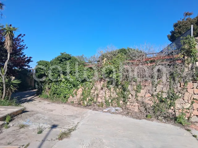 Terreno urbano con vistas espectaculares a la montaña! - foto 4