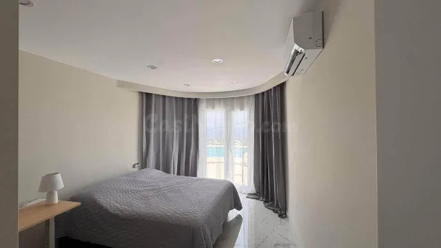 Casa 3 habitaciones 236m² en venta - Zona de Mascarat — 12