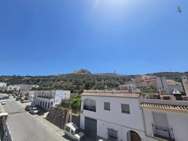 VIVIENDA EN LA CARRETERA PRINCIPAL DE ALCOLEA — 41