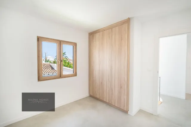 Una Villa que Enamora – Tu Refugio Privado en el Mediterráneo — 34