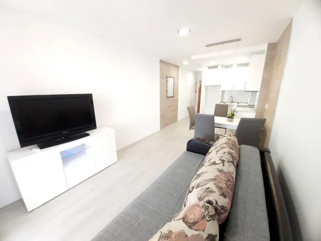MODERNIO ESTUDIO CON TERRAZA Y PISCINA PLAYA DEL CURA — 13