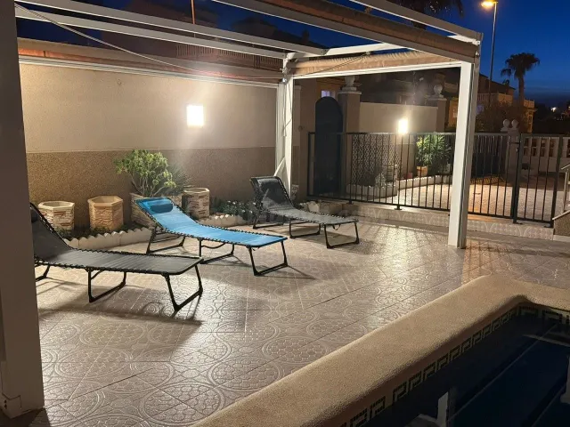 Villa 5 habitaciones 231m² en venta - Villamartin - foto 5