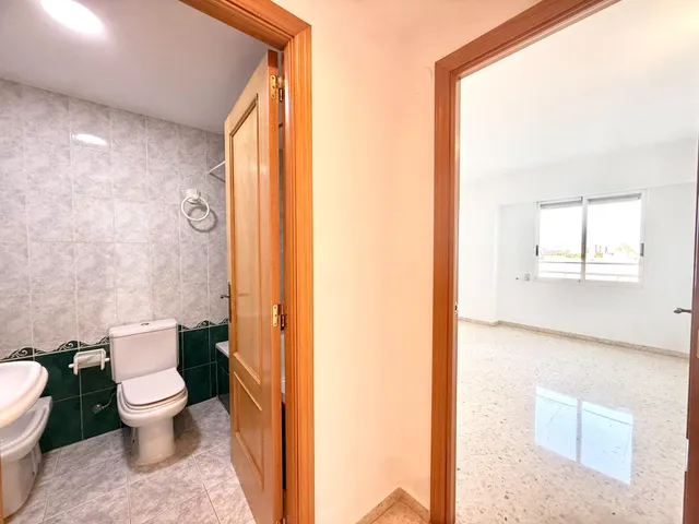 Piso de 1 habitación en venta en Avda. Ausias March — 17