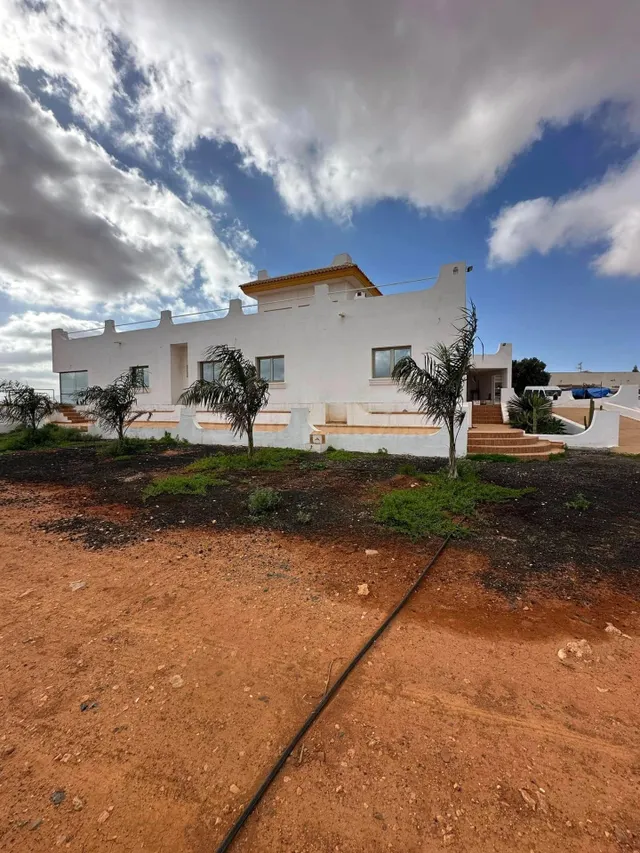 Espectacular Villa a Estrenar en Triquivijate – Antigua - foto 2