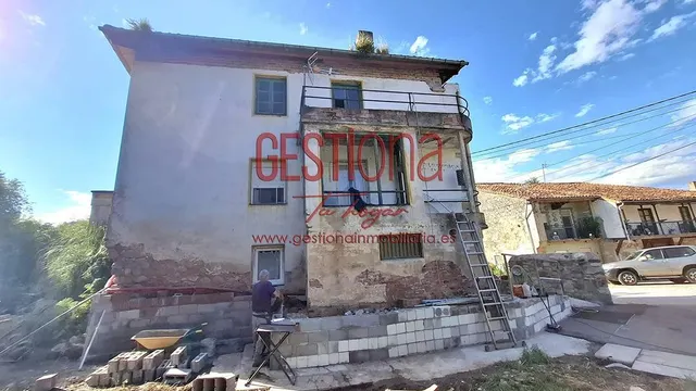 CASA PARA REFORMAR EN LAS PRESILLAS. PUENTE VIESGO — 2