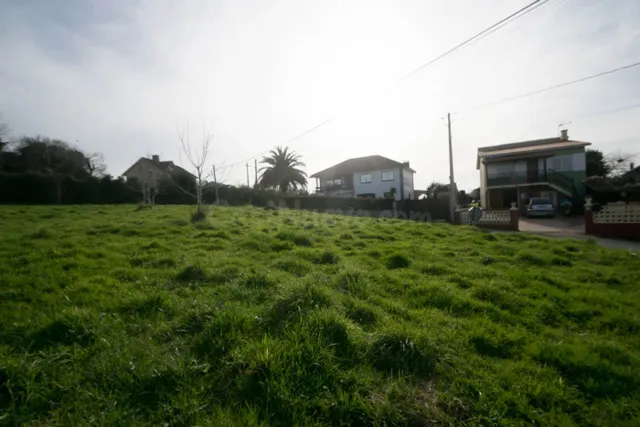 PARCELA DE 721M2 EN BRIBES, CAMBRE — 4