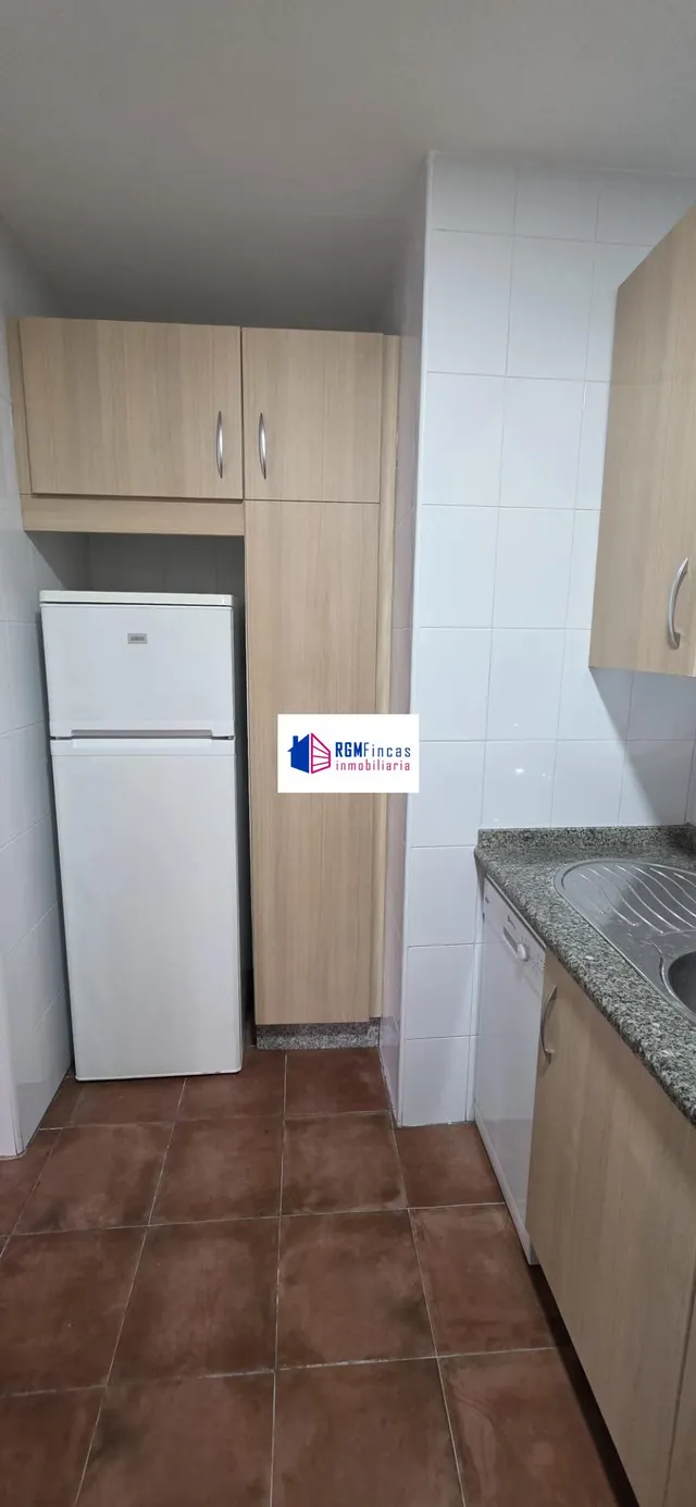 Piso 3 habitaciones 84m² en alquiler - Reina Mercedes - Heliópolis — 8
