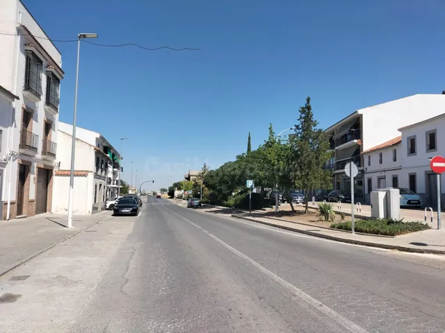 Venta de local sin posesión en Pozoblanco (Córdoba) - foto 3