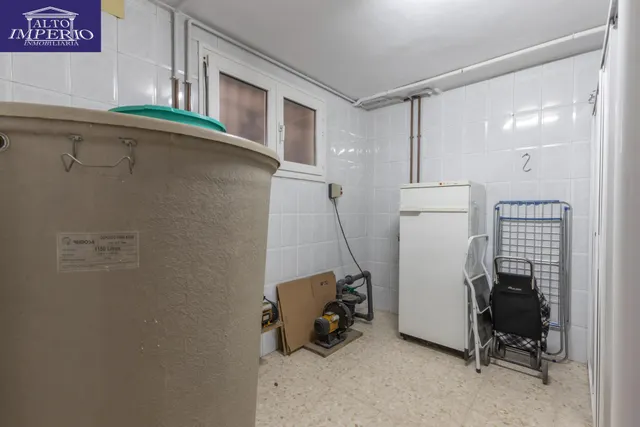 Complejo industrial con vivienda en Alhendín con 2500 metros cuadrados — 40