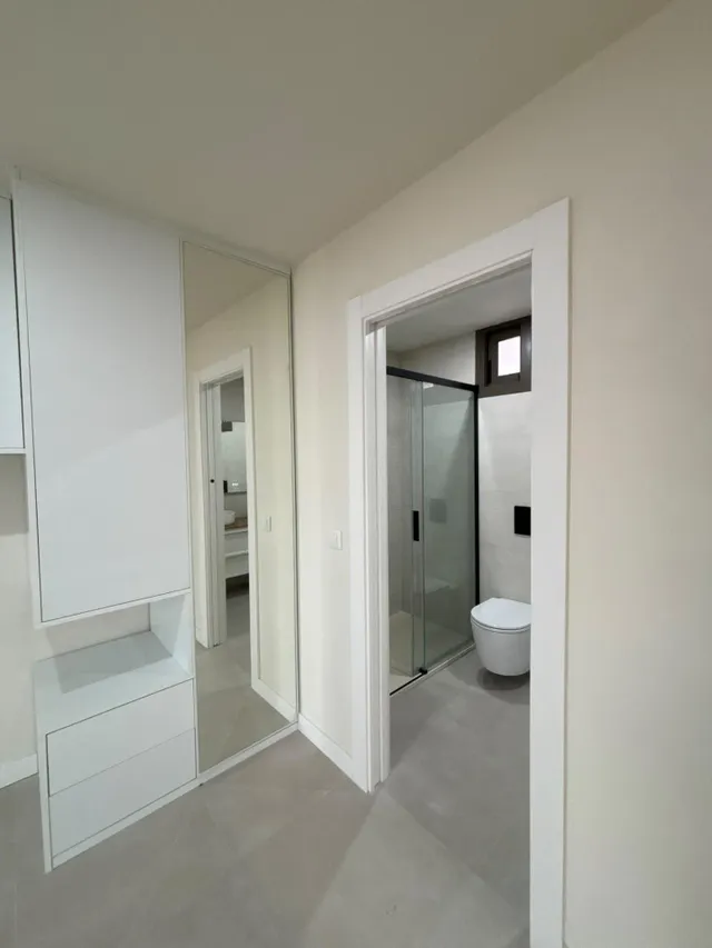 Se vende ático con piscina privada en Estepona — 7