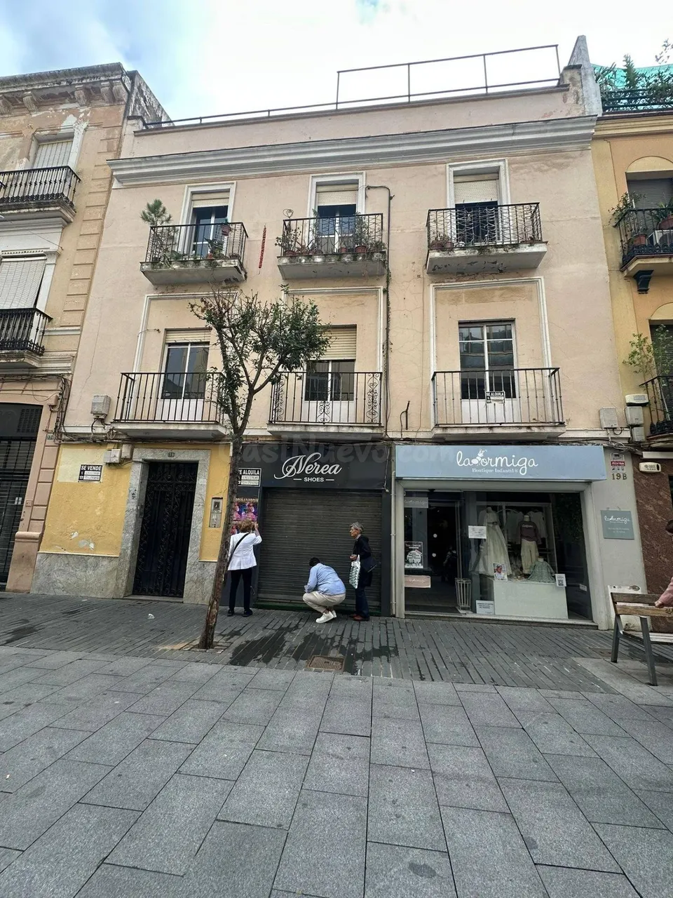 Amplio Edificio en el Corazón del Casco Antiguo de Badajoz