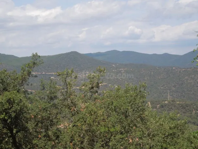 Terreno urbanizable 800m² en venta - Serra Brava - foto 5