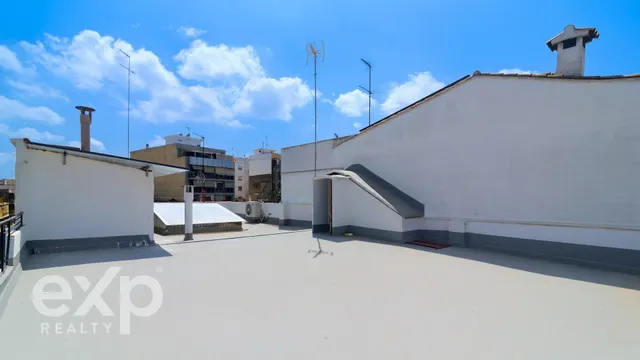 CASA EN ALGEMESI — 15