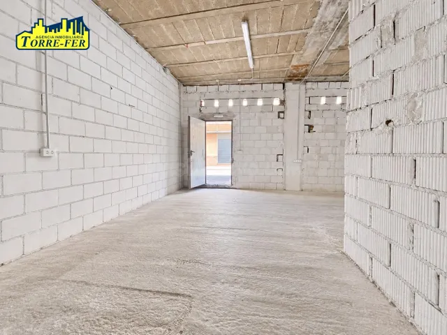 Local comercial en venta y alquiler con opción a compra en C - foto 4