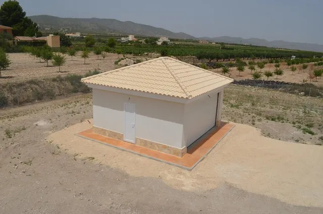 VILLAS DE OBRA NUEVA EN PINOSO — 40