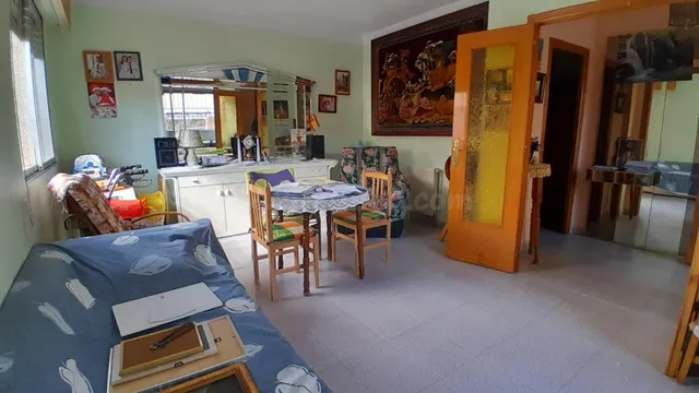 GRAN CASA 4 habitaciones CON GARAJE Y SOTANO EN YECLA