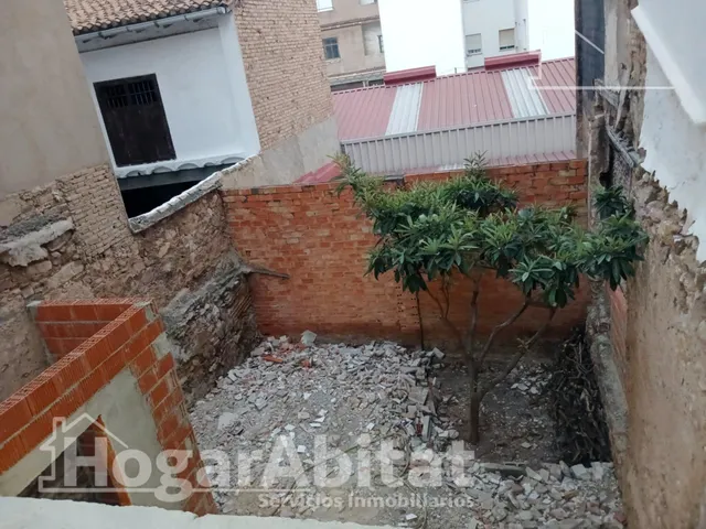 Casa semireformada con terraza y garaje — 12