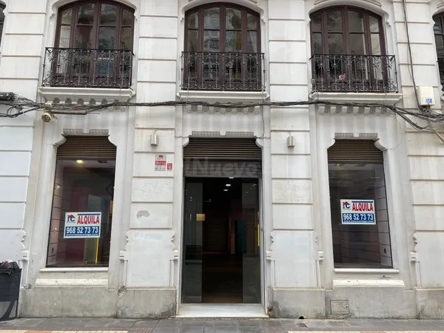LOCAL COMERCIAL DE 153 M2 EN CALLE JABONERIAS IDEAL PARA CEN - foto 2