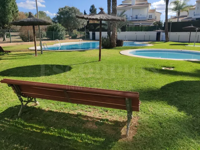 Piso 3 habitaciones 225m² en venta - Urb. Torre en Conill — 24