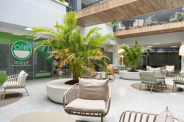 Alquiler de local comercial de 50 m2 en el Edificio Orihuela – Playa Flamenca, Orihuela Costa — 10