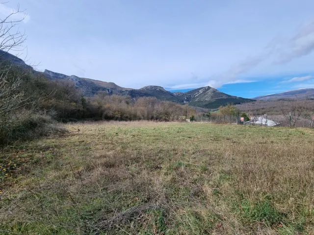 TERRENO URBANO EN VALLE DE MENA - foto 2
