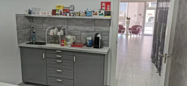 Local comercial en venta - La Siesta - El Salado - Torreta — 13