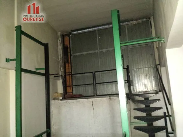 LOCAL COMERCIAL EN LA ZONA DE LAS LAGUNAS CERCA DEL CAMPUS. — 11