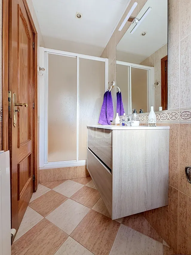 CHALET ADOSADO EN CALLE CAZADOR, HUETOR VEGA — 7