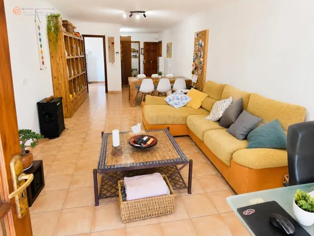 Vivienda Amplia y Luminosa en Cala Ratjada, a pocos pasos de