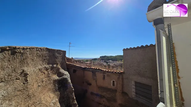 Casa en villarroya con terraza, trastero y vistas — 24