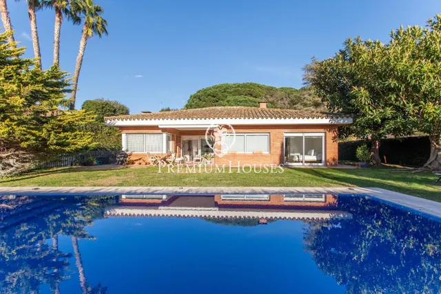Casa en venta en una sola planta en Sant Vicenç de Montalt - - foto 4