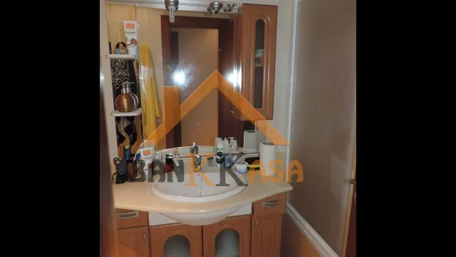 SE VENDE VIVIENDA SOBRE LOCAL EN SANTA MARÍA DEL ÁGUILA — 32