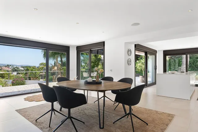 Chalet 4 habitaciones 351m² en venta - Marbella — 8