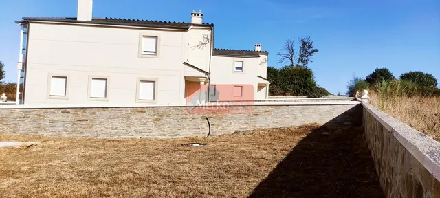 SE VENDEN CHALETS INDEPENDIENTES DE OBRA NUEVA  Y CON FINCA CERRADA DE 650M2 CERCANO A LUGO — 12