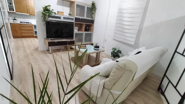 ESPECTACULAR CASA EN ESQUINA EN LA ZUBIA