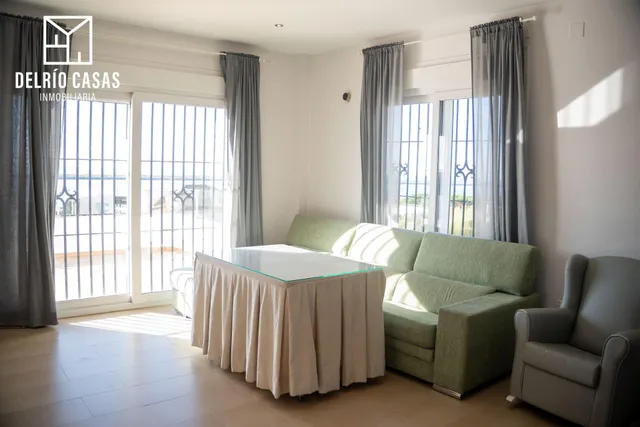 Exclusivo chalet independiente con apartamento auxiliar, piscina cubierta y vistas al mar en mazagón — 41