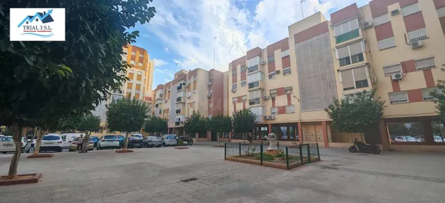 Venta piso en Sevilla — 3