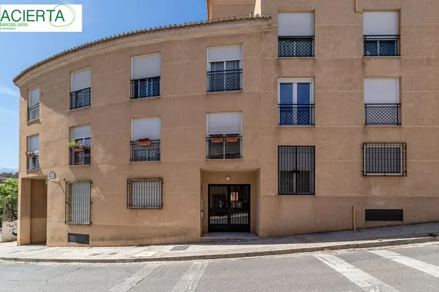¡¡Fantástico piso de 7 habitaciones en Bola de Oro!! — 26