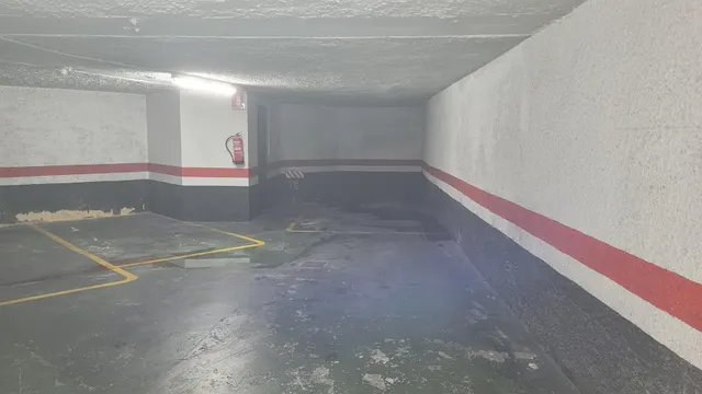 Plaza de garaje y trastero — 2