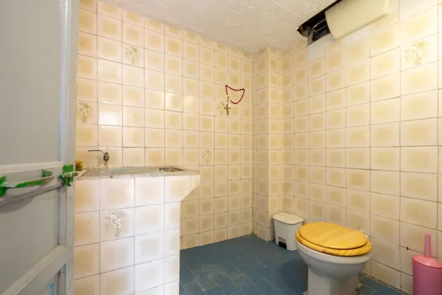 CASA EN PLENO CENTRO DE ARMILLA — 37