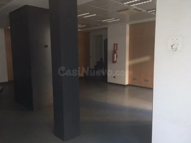 Oficina 3 habitaciones 220m² en alquiler - Costa Del Sol - foto 5