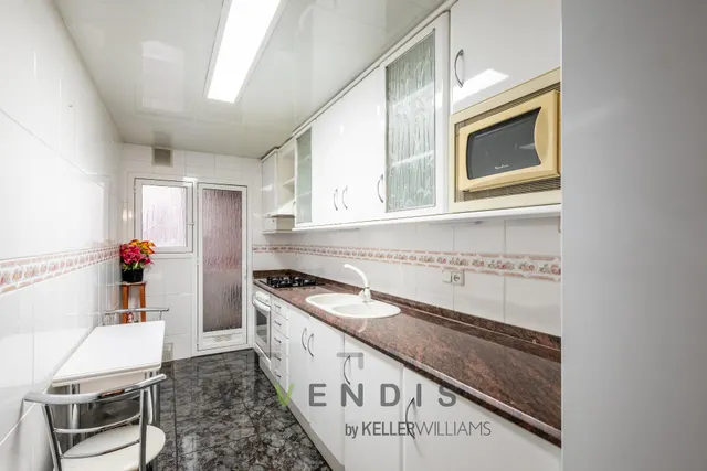 Vivienda en venta en Santa Coloma de Gramenet — 13