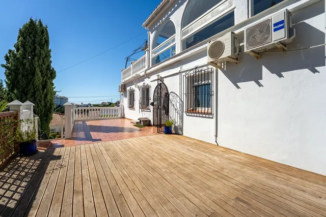 Chalet 4 habitaciones 216m² en venta - Centro — 39