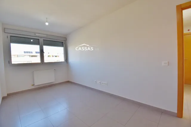 Soto del HENARES - 2 habitaciones, 2 plazas de garaje y trastero. — 35